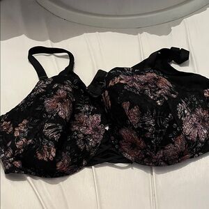 Torrid Black and Pink Floral Lace Bra
